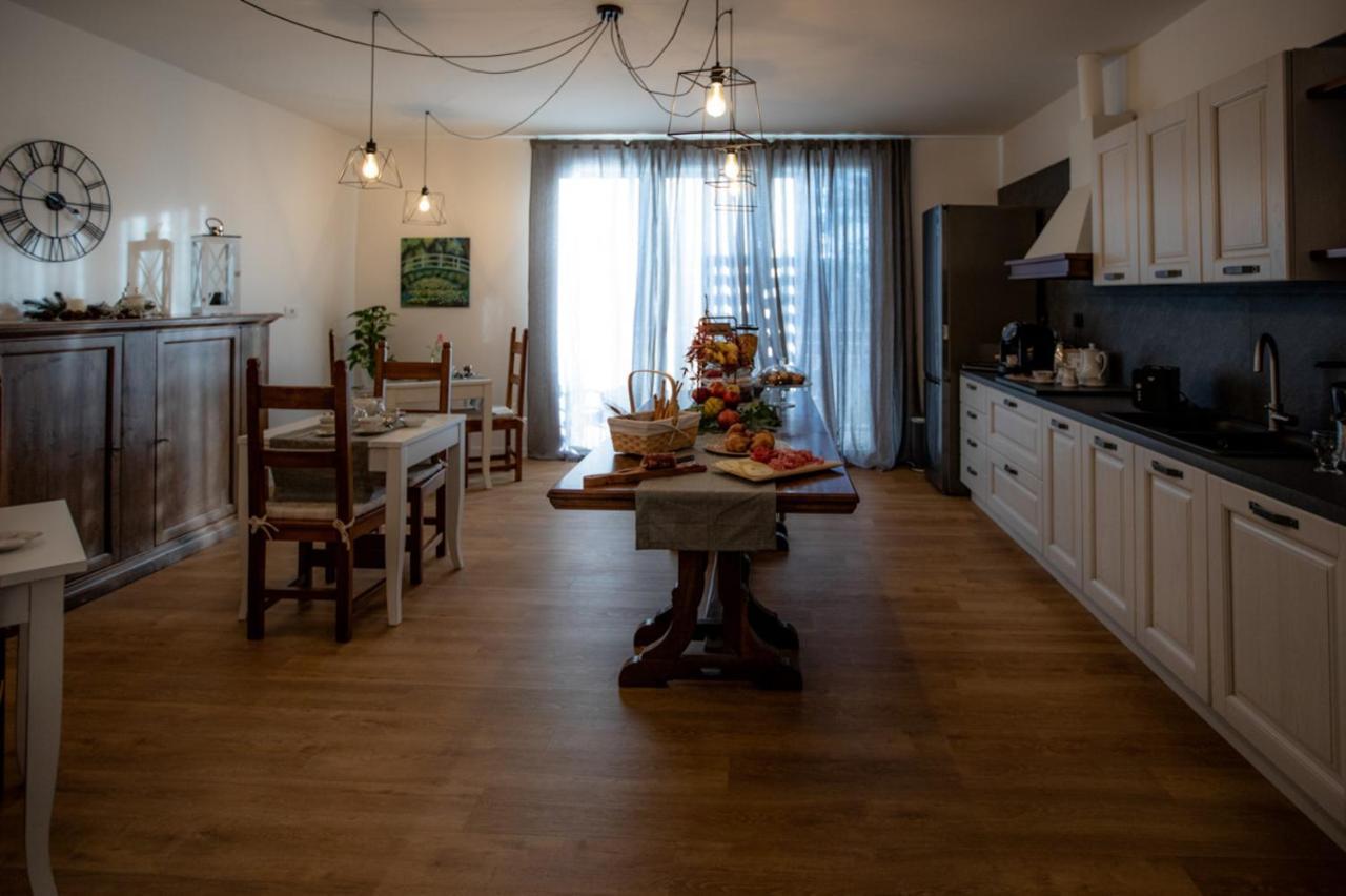 Besnate B&B Quattro Stagioni Charme And Wellness מראה חיצוני תמונה