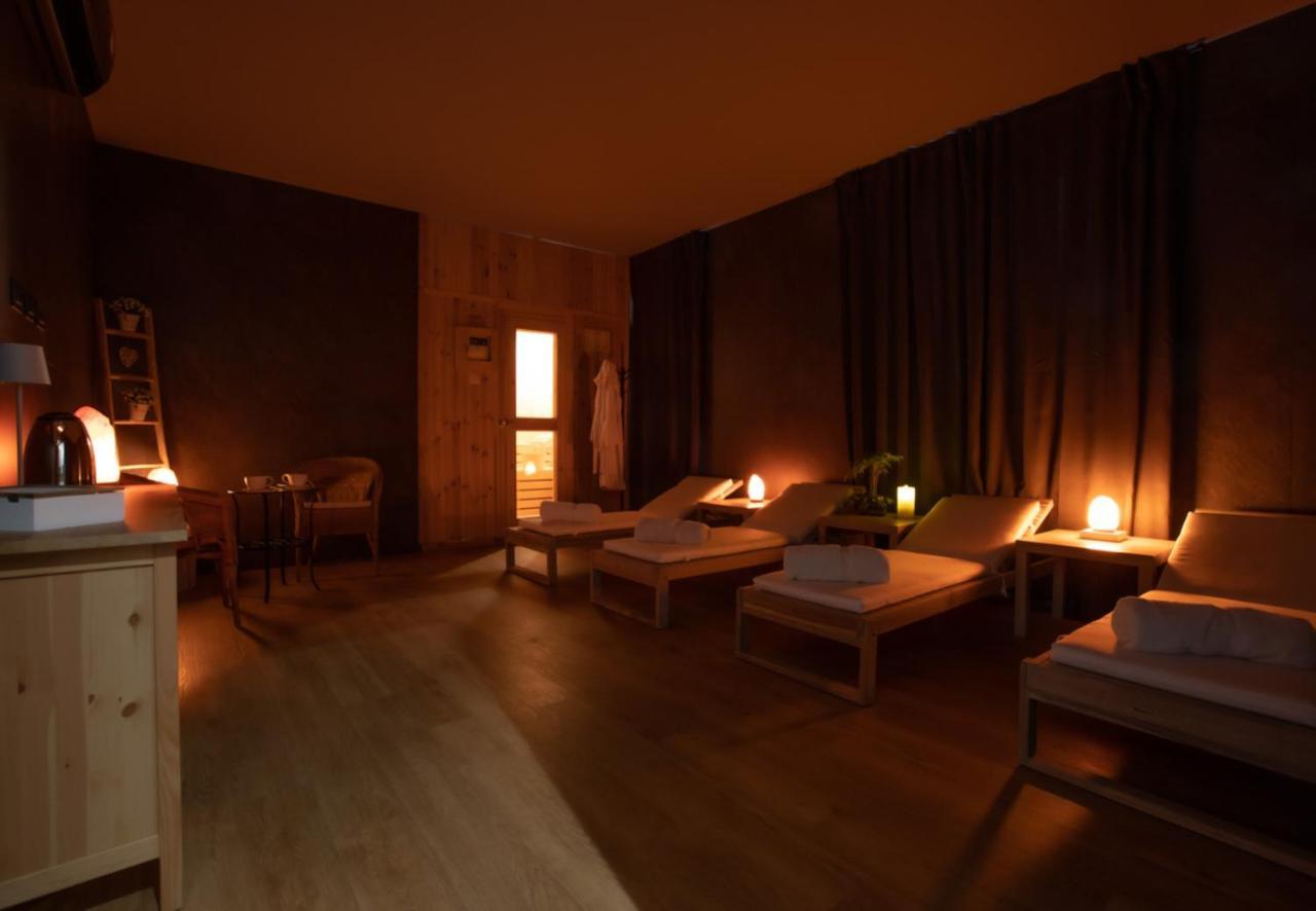 Besnate B&B Quattro Stagioni Charme And Wellness מראה חיצוני תמונה